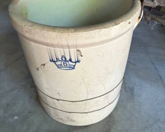 #6 Crock with handle.