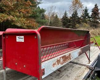 Excellent Used KETCHAM Double-Sided Hay Grain Feeder! Adjustable height! This is the first of TWO we have for sale!    (TRAILER PICTURED IS NOT FOR SALE!)