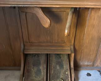 Old Kimball Reed Parlor Pump Organ! 