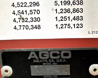 1998 GMC C6500 18’ Box Truck with Cat 3126 Diesel Engine! An absolute workhorse! Highly sought after engine with only 141,000 miles. This truck is CLEAN! The Caterpillar 3126 is a turbocharged 7.2L inline 6-cylinder diesel engine manufactured by Caterpillar and first introduced in 1995; it was the first electronic mid-range diesel engine that Caterpillar produced.
