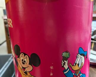 VINTAGE Gaf Disney View Master Theatre In The Round LOT!