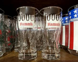 HAMMS Beer Holiday Glasses!