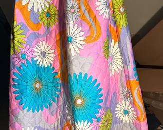 The sale has DOZENS of pieces of Vintage Clothing from ALL periods! WOW! 1970s vibe!