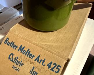 This piece is AWESOME! A great Avocado Green Enamelware B utter Melter! Mint unused in the original box!