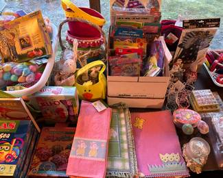 Another close up view of the Easter/New Years items!