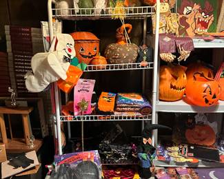 This is a huge election of Halloween items! Decorations, costumes and whatnots!