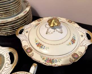 A STUNNING set of Black Knight Waldenburg Studios "Patricia" China! Made In Germany! Service for 12!