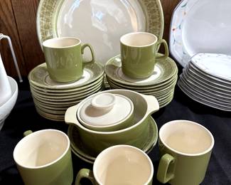 Some great MCM Avocado Green daily dinnerware!