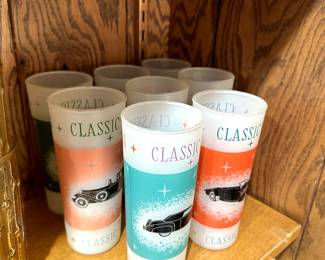 Set of EIGHT Vintage Frosted Classic Car Dining Glasses! MINT!