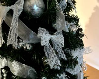 A 2002 WATERFORD Christmas Tree! IN THE ORIGINAL BOX!