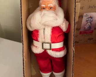The epitome of Vintage Christmas! This Santa is in the original box and waiting to come home with you for the holidays!