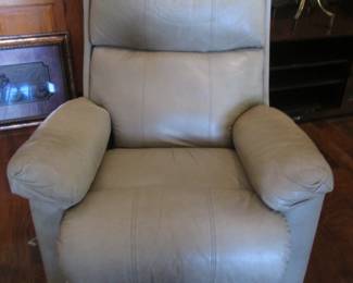 Recliner