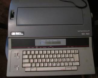 Smith Corona "Spell Right" Dictionary Memory Typewriter #SD 760