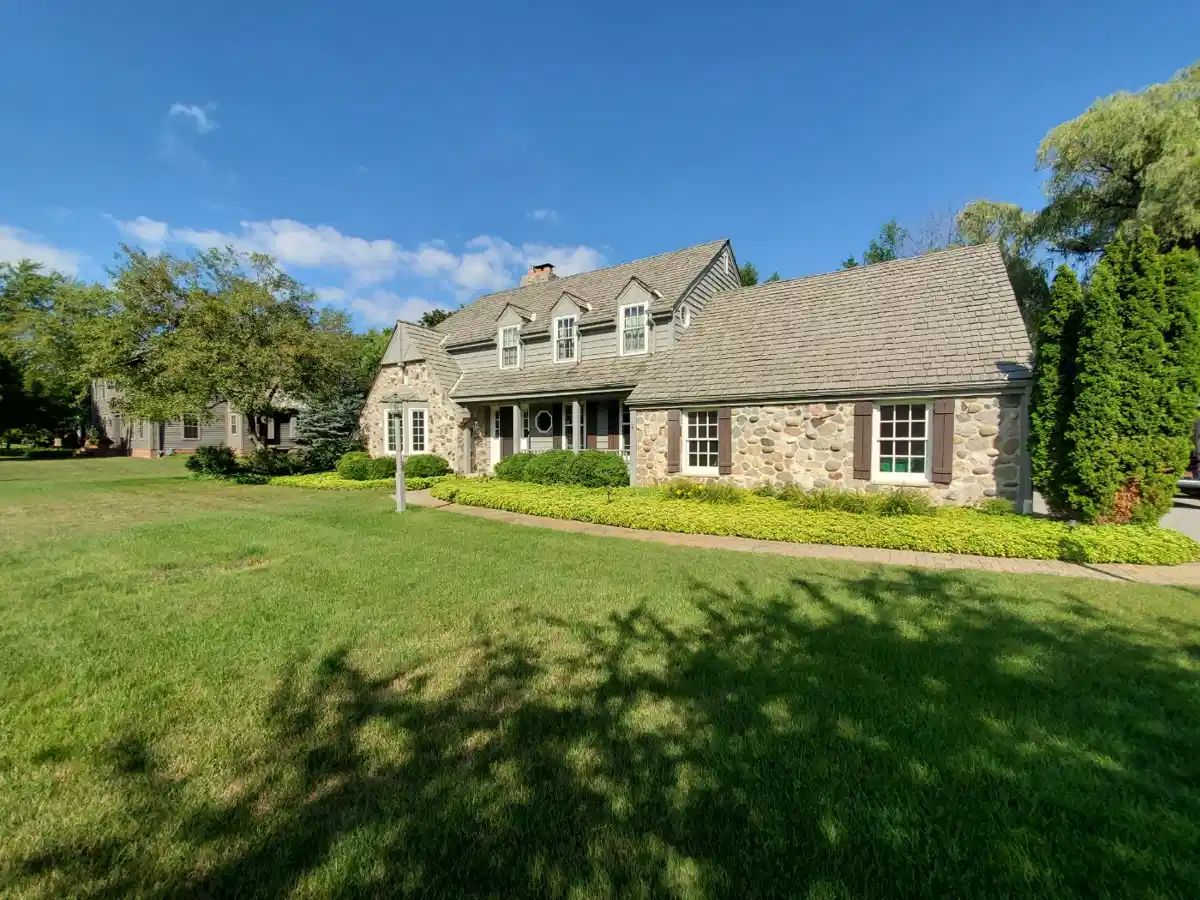 50 OFF Stylish Mequon Estate Sale New... starts on 8/25/2023