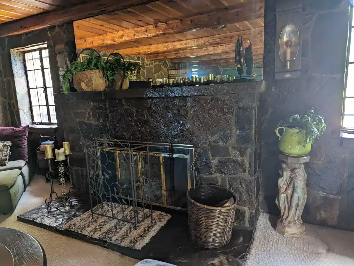 Sleepy Hollow Estate Sale (historic house) starts on 8/19/2023