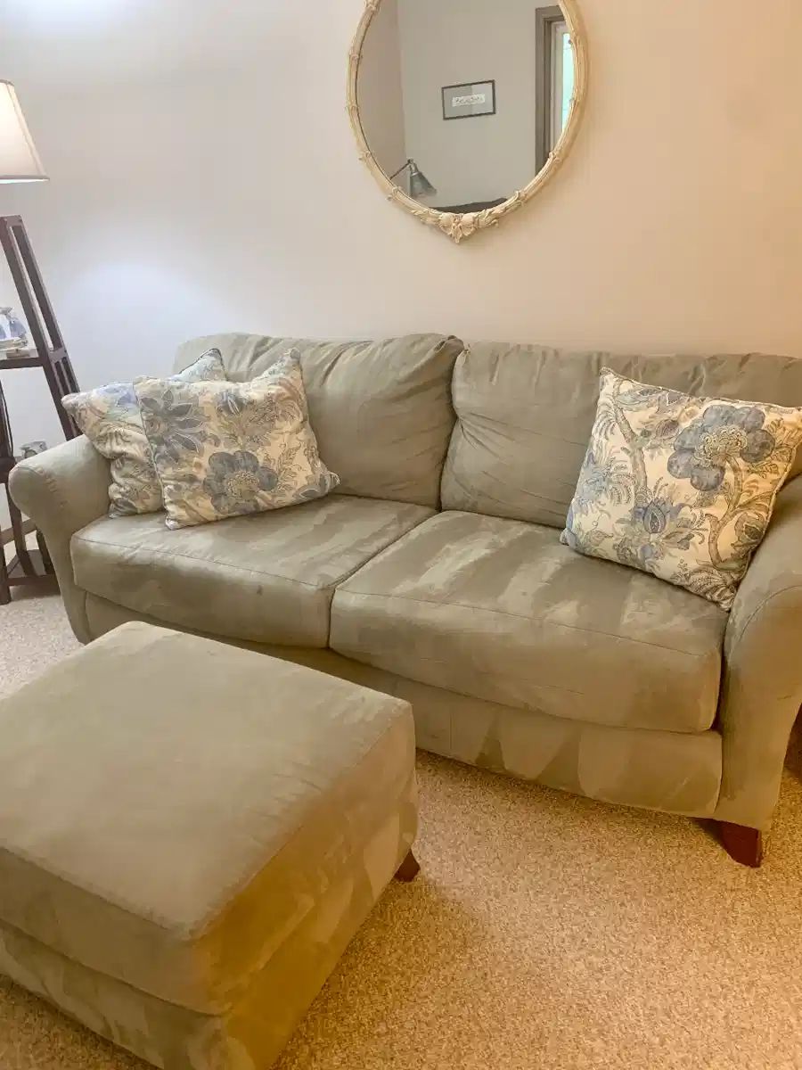 Blue Moon Estate Sales/Woodbury in Saint Paul, MN starts on 9/8/2023