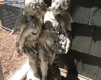 Love these cherubs. Perfect for porch or patio
