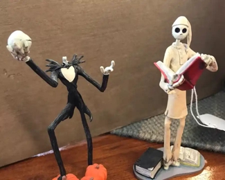 Nightmare Before Christmas Jack Skellingtion & Pajama Jack Figurine Set