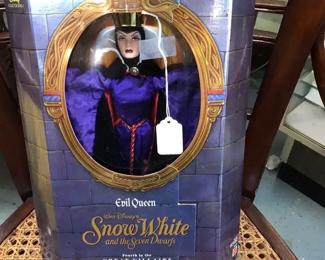 Evil Queen from Snow White in Box