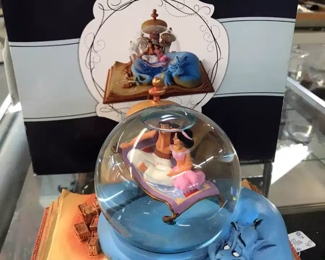 Aladdin Water Globe in Box