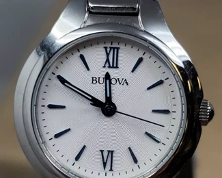 New Bulova Stainless Link Bracelet Watch
