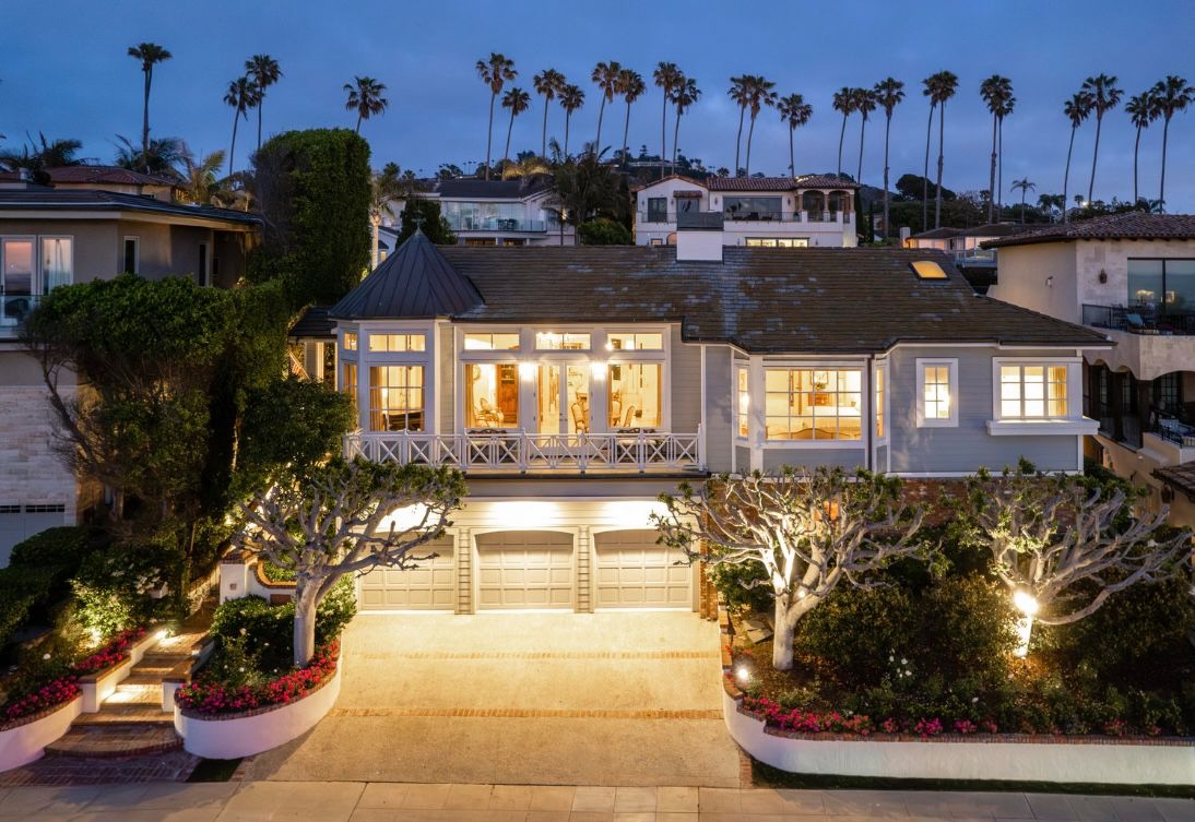 FABULOUS LA JOLLA ESTATE SALE in La Jolla, CA starts on 8/25/2023