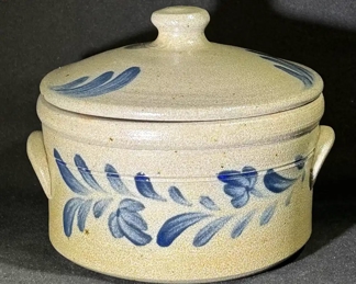 Lidded double-handled stoneware pottery vessel 