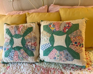 Quilted pillow shams