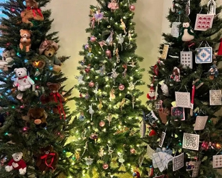 Yes, 3 slender Christmas trees!!
1. The teddy bear tree
2. The ballerina tree with ornaments from the Ashton-Drake gallery 
3. The quilters tree with ceramic quilt ornaments from Hill Design 