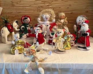 Small Annalee holiday dolls