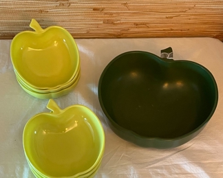 Hazel Atlas green apple bowls