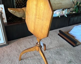 Tilt top octagon tripod side table
