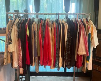 Ladies tops, sizes Med - Lg