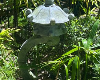 Outdoor garden pagoda statue