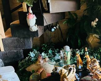 Jungle animal statues, figurines