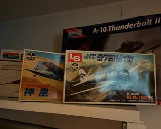 Model airplanes