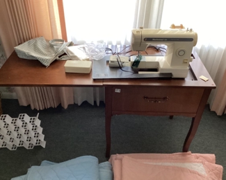 Vintage Sewing Machine by National (625)