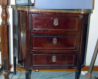 Small dresser or night stand
