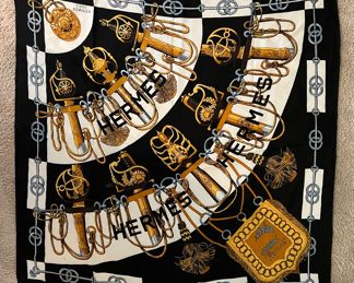 Hermès Pattern Print Cliquetis Silk Scarf