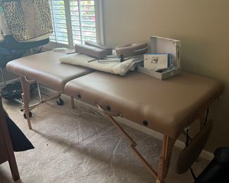 Massage Table 