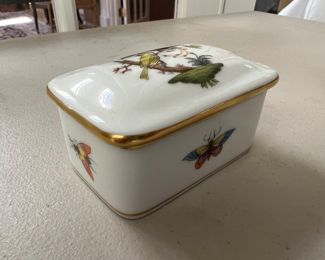 Herend Rothschild Bird Covered Trinket Box