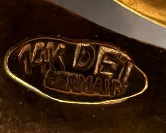 14K Gold Pin with Diamond