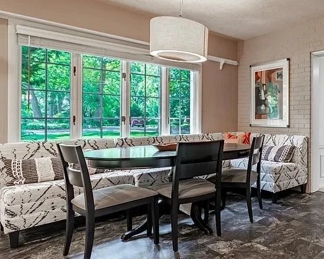 Pedestal table and chairs