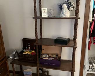 Shelving unit