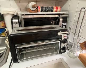 Microwave and toaster oven