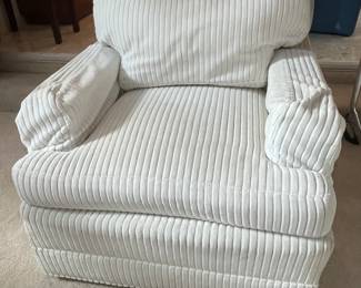 Upholstered armchair (matching sofa - photo to follow!)