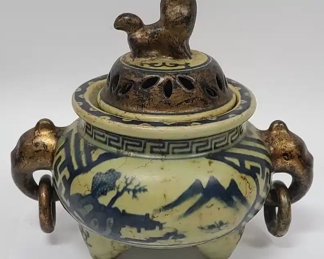 Ceramic Chinese Foo Dog Incense Burner