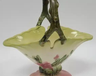 Hull Pottery Handled Basket W22 10 1/2"