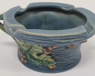Roseville Blue Bushberry Ashtray #26