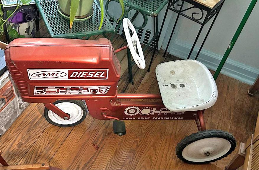 LOTS OF GOODYS ESTATE SALES in Malverne, NY starts on 8/26/2023